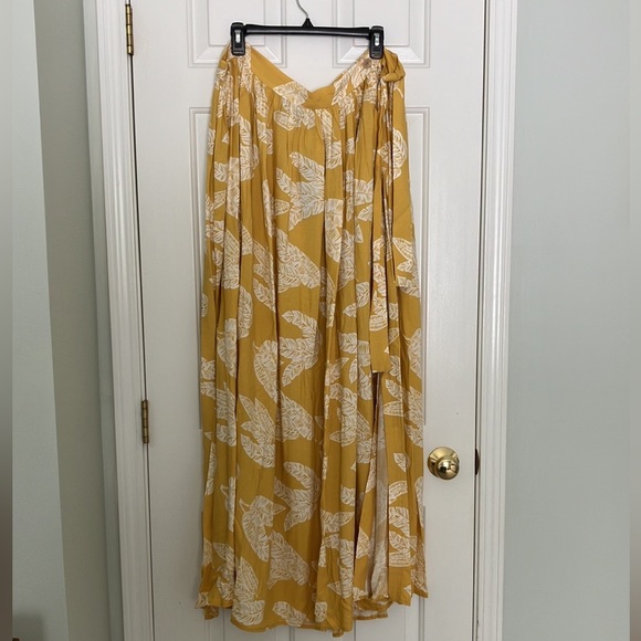 NWT Collectif x ModCloth Leaf it to Chance maxi skirt - Picture 4 of 7